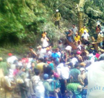 Vụ[-]đốn[-]hạ[-]3[-]cây[-]sưa[-]trăm[-]tỉ[-]chấn[-]động[-]dự[-]luận[-]ở[-]VQG[-]Phong[-]Nha[-]-[-]Kẻ[-]Bàng[-]sắp[-]đến[-]hồi[-]kết.